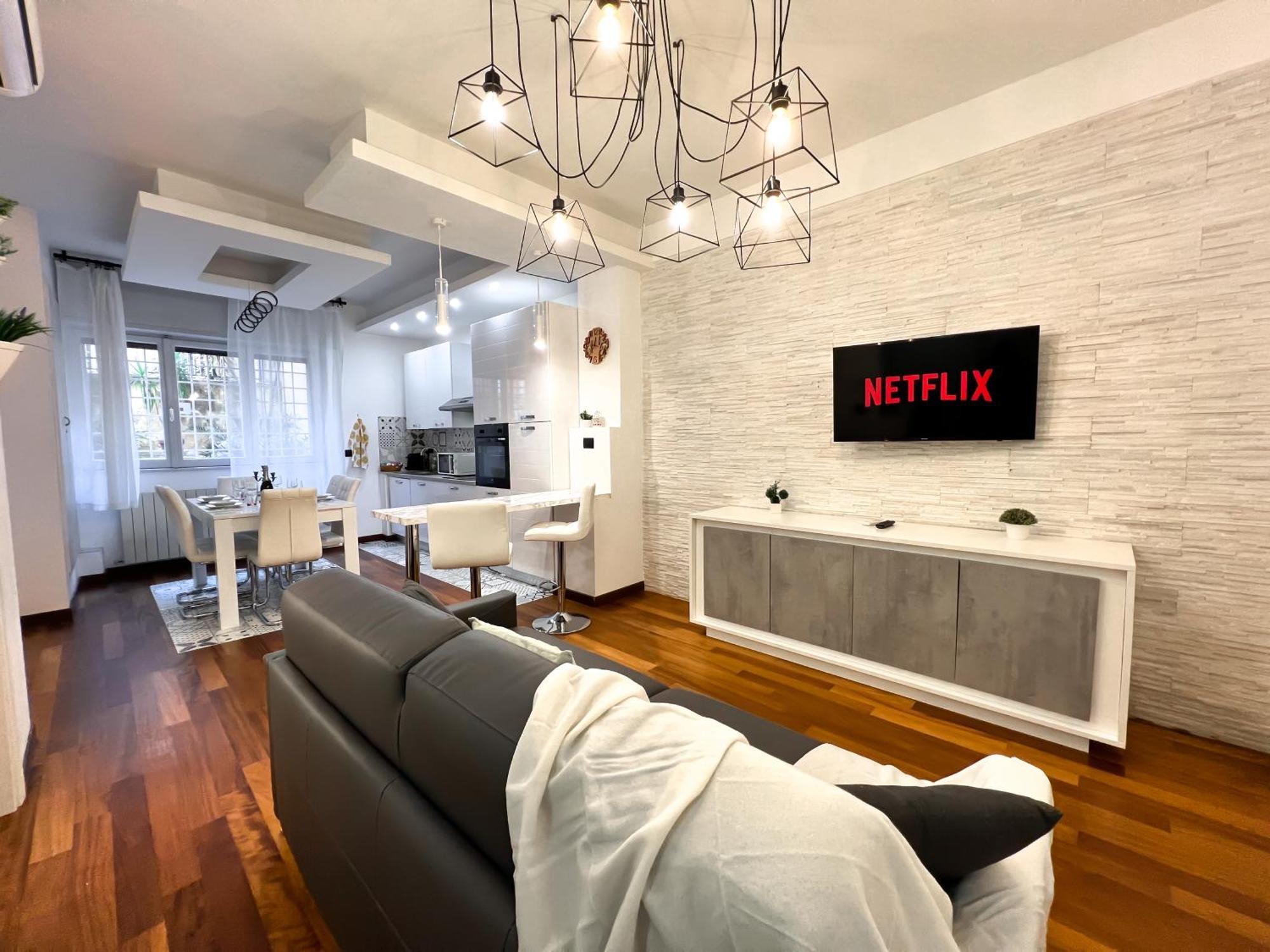 Unique House - 3 Bedrooms & 2 Bathrooms With 4 Beds - 100 Meters To The Metro A Roma Eksteriør bilde